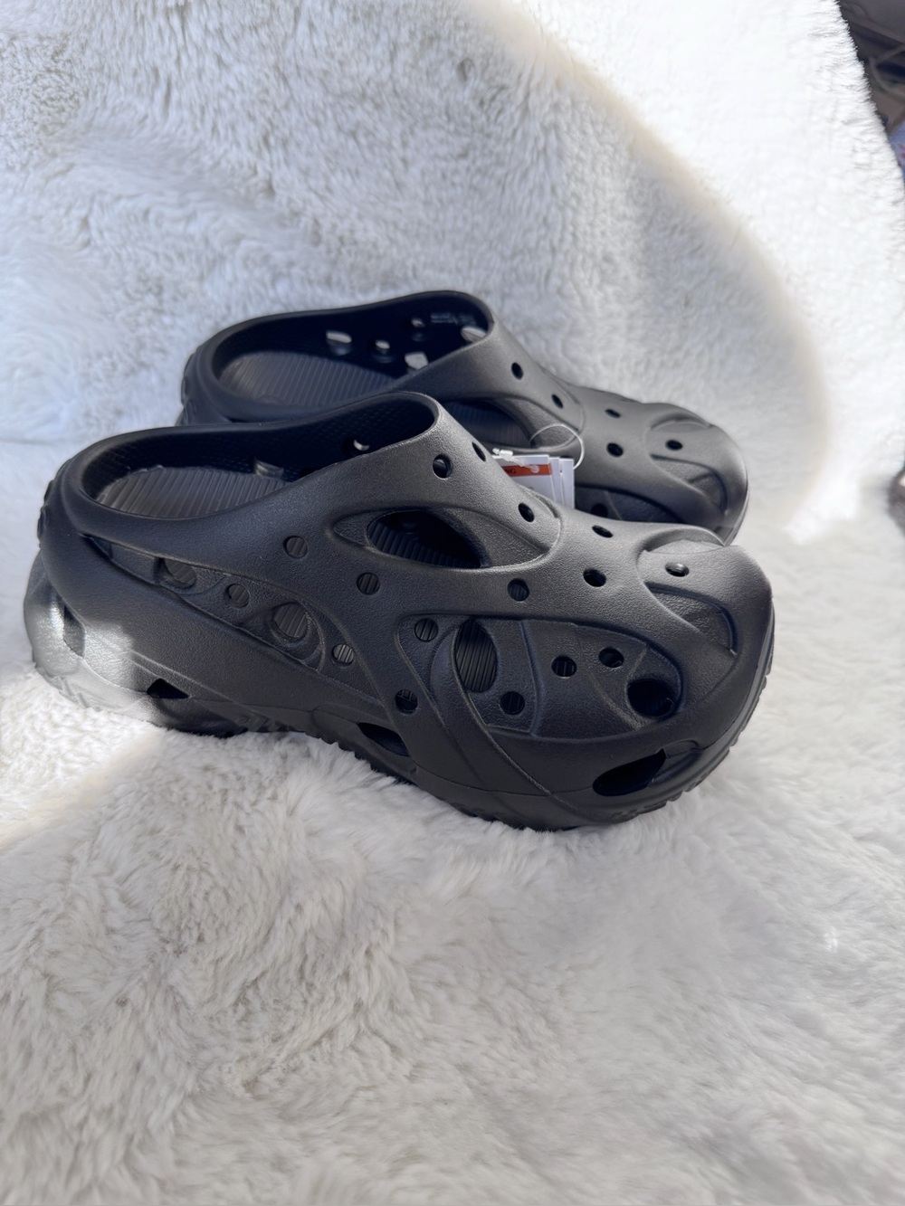 CROCS Caged Clog Women‘s size W7 NWT